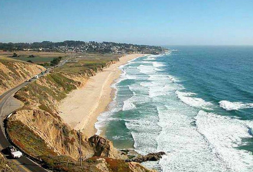 San Gregorio State Beach, California, USA